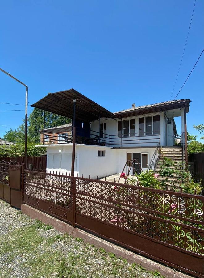 Мир Otschamtschire Exterior foto